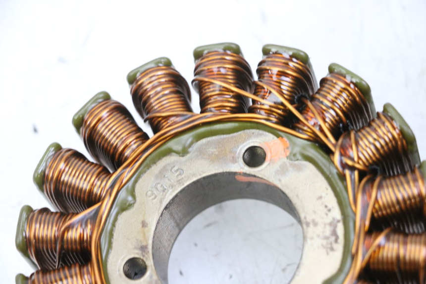 photo de ROTOR STATOR SUZUKI BURGMAN 125 (2007 - 2014) - Stan powierzchni