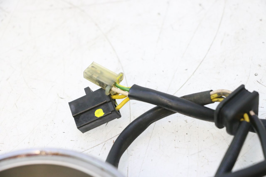 photo de ROTOR STATOR SUZUKI BURGMAN 125 (2007 - 2014) - Struktura - zbliżenie