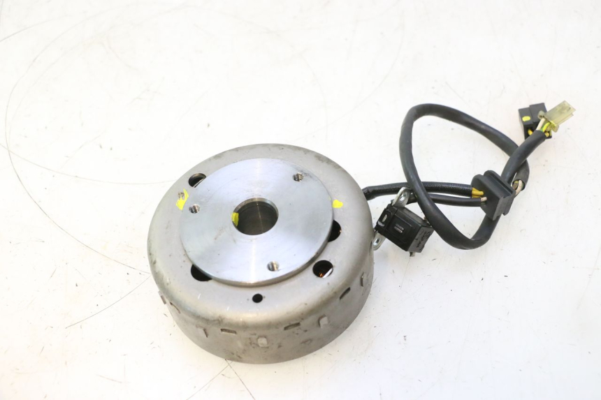 photo de ROTOR STATOR SUZUKI BURGMAN 125 (2007 - 2014) - Zoom stanu zużycia