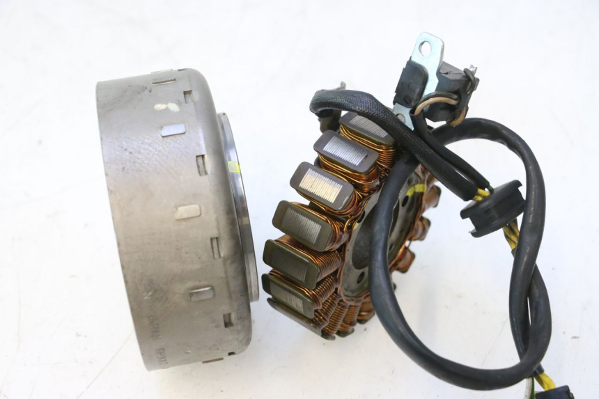 photo de ROTOR STATOR SUZUKI BURGMAN 125 (2007 - 2014) - Stan powierzchni
