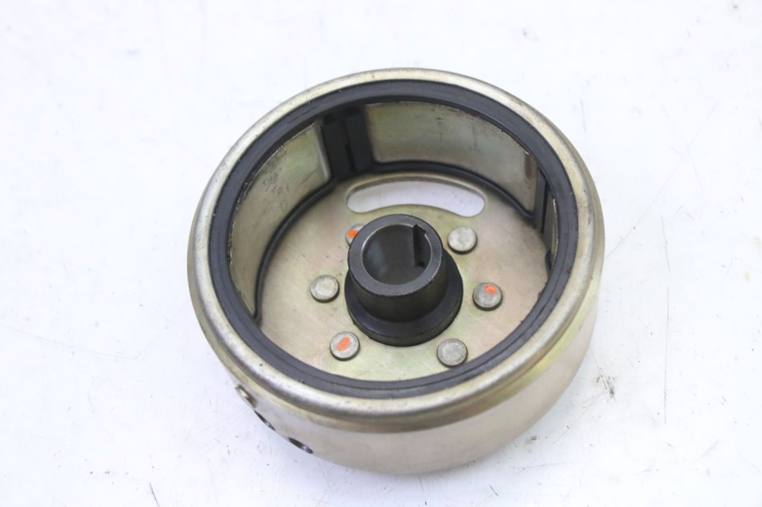 photo de ROTOR STATOR CCR DIRT BIKE 110 - Punkty mocowania