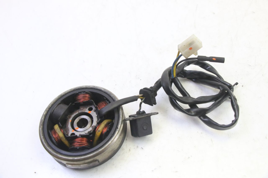 photo de ROTOR STATOR PEUGEOT ELYSTAR 50 (2002 - 2014) - Inny kąt widzenia