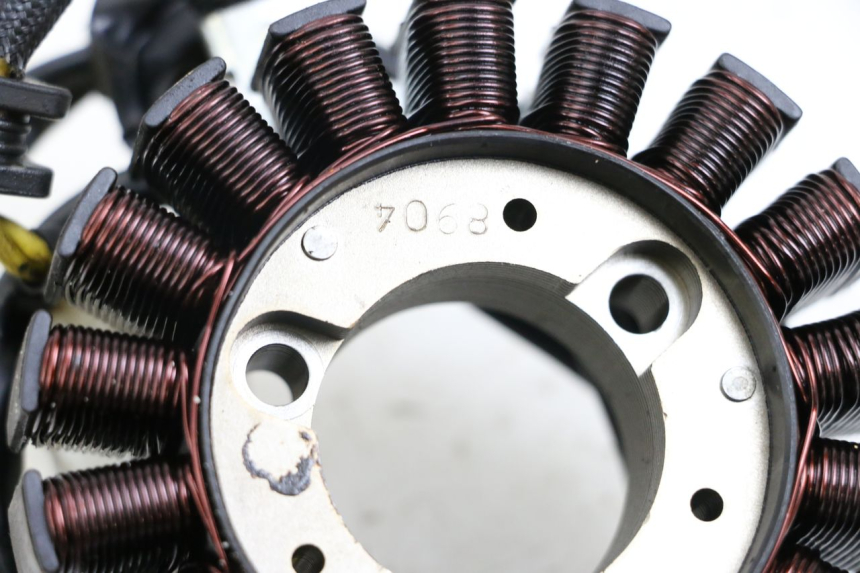 photo de ROTOR STATOR HONDA FES S-WING SWING ABS 125 (2007 - 2015) - Inny kąt widzenia