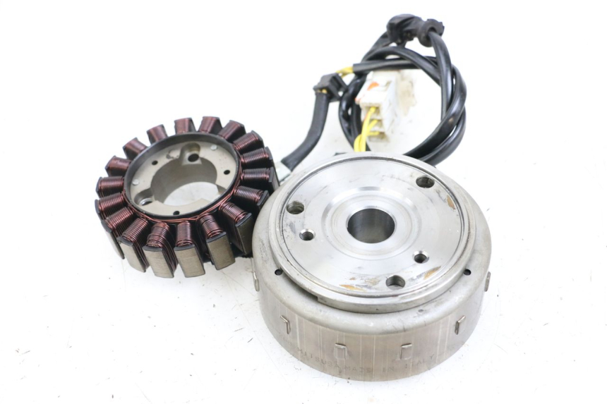 photo de ROTOR STATOR HONDA FES S-WING SWING ABS 125 (2007 - 2015) - Widok ogólny