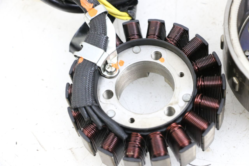 photo de ROTOR STATOR HONDA FES S-WING SWING ABS 125 (2007 - 2015) - Część sprawdzona