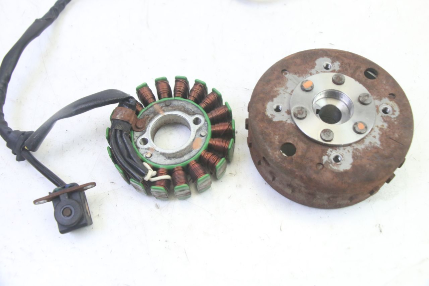 photo de ROTOR STATOR SYM FIDDLE 3 III 125 (2014 - 2020) - Szczegół części