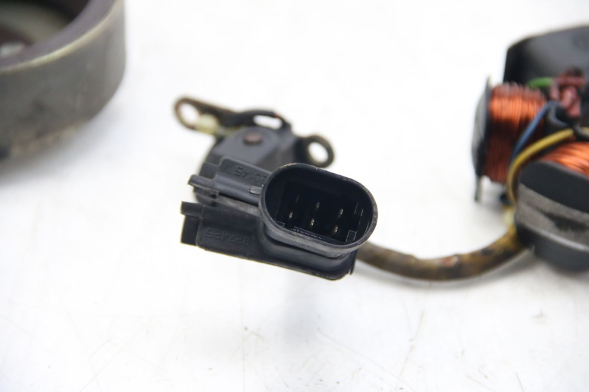 photo de ROTOR STATOR PIAGGIO FLY 2T 50 (2004 - 2017) - Punkty mocowania