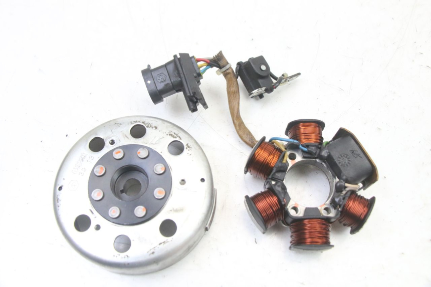 photo de ROTOR STATOR PIAGGIO FLY 2T 50 (2004 - 2017) - Widok główny
