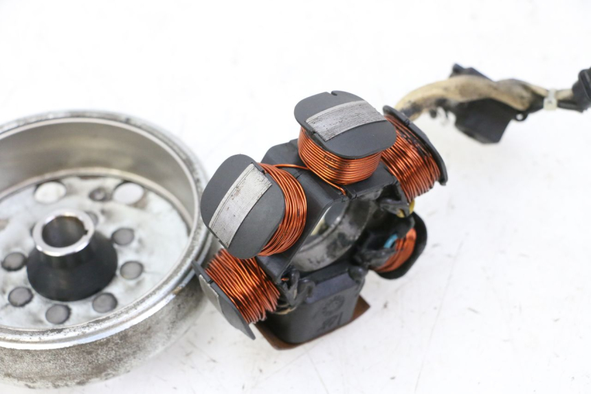 photo de ROTOR STATOR PIAGGIO FLY 2T 50 (2004 - 2017) - Stan powierzchni