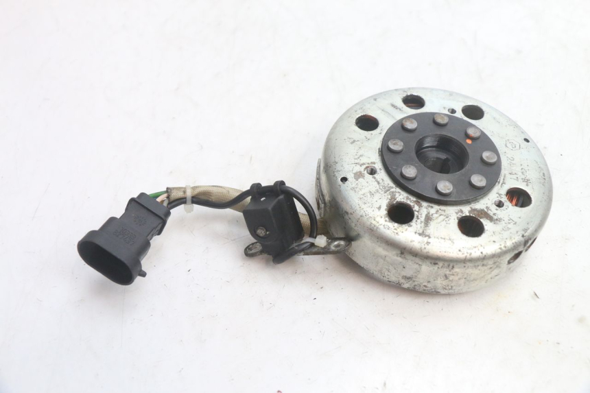 photo de ROTOR STATOR PIAGGIO FLY 2T 50 (2004 - 2017) - Zoom stanu zużycia