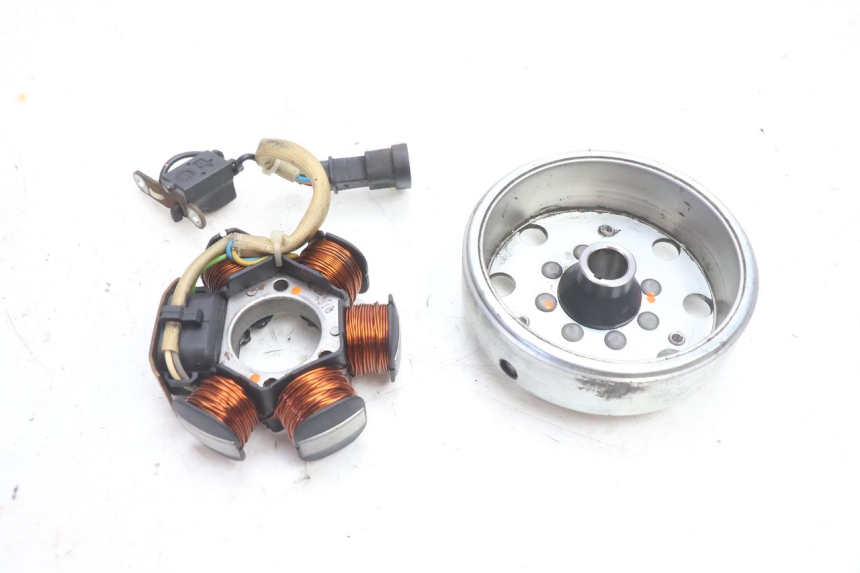 photo de ROTOR STATOR PIAGGIO FLY 2T 50 (2004 - 2017) - Szczegół części