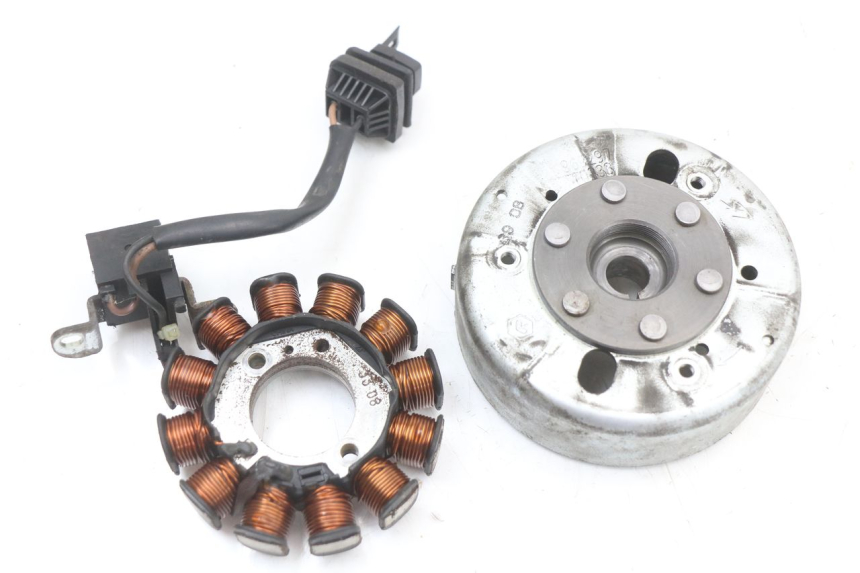 photo de ROTOR STATOR PIAGGIO FLY 4T 50 (2004 - 2010) - Widok główny