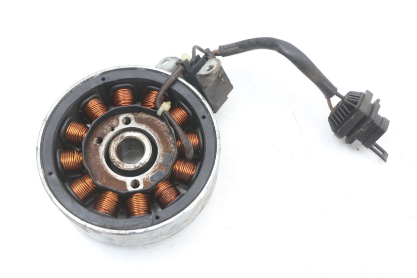 photo de ROTOR STATOR PIAGGIO FLY 4T 50 (2004 - 2010) - Zbliżenie techniczne