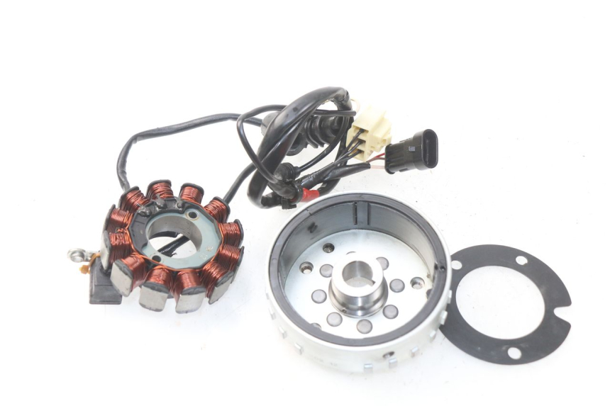 photo de ROTOR STATOR PIAGGIO FLY IE 125 (2012 - 2017) - Widok główny