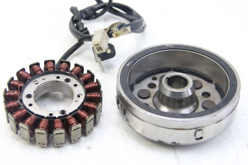 photo de ROTOR STATOR YAMAHA FZS FAZER 600 (1998 - 2001) - Inny kąt widzenia