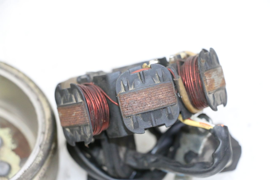 photo de ROTOR STATOR PEUGEOT KISBEE 2T 50 (2010 - 2017) - Szczegóły charakterystyczne