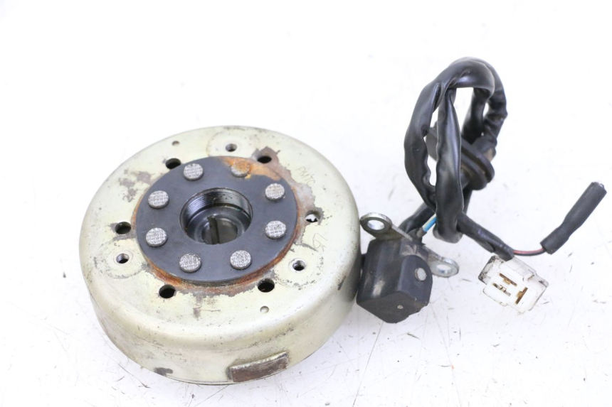 photo de ROTOR STATOR PEUGEOT KISBEE 2T 50 (2010 - 2017) - Zoom stanu zużycia