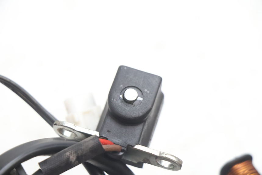 photo de ROTOR STATOR PEUGEOT KISBEE 2T 50 (2018 - 2022) - Punkty mocowania