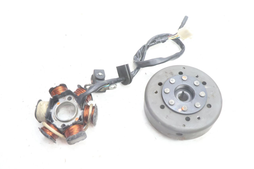 photo de ROTOR STATOR PEUGEOT KISBEE 2T 50 (2010 - 2017) - Widok główny