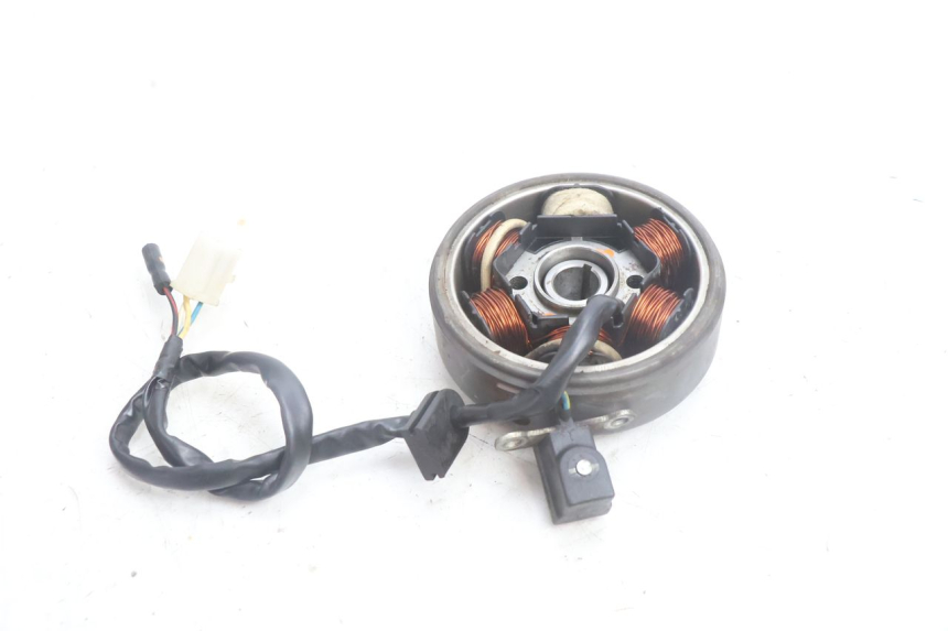 photo de ROTOR STATOR PEUGEOT KISBEE 2T 50 (2010 - 2017) - Inny kąt widzenia