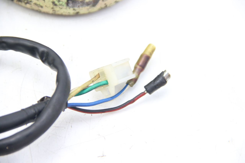 photo de ROTOR STATOR PEUGEOT KISBEE 4T 50 (2010 - 2017) - Zbliżenie techniczne