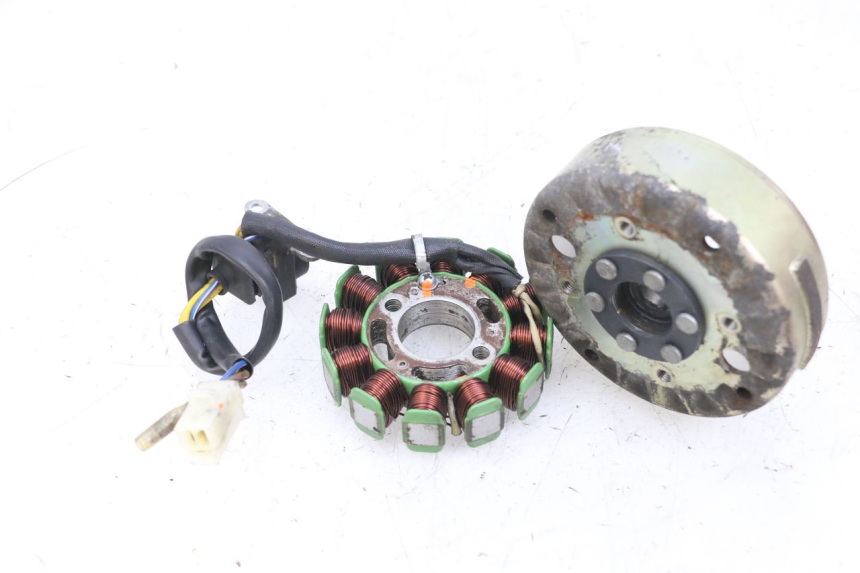 photo de ROTOR STATOR PEUGEOT KISBEE 4T 50 (2018 - 2022) - Widok ogólny