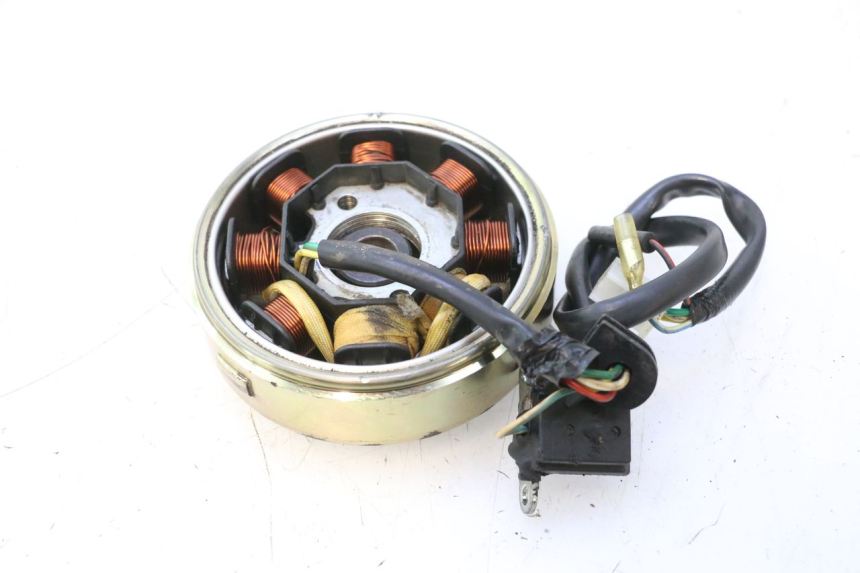 photo de ROTOR STATOR PEUGEOT KISBEE 4T 50 (2010 - 2017) - Szczegół części