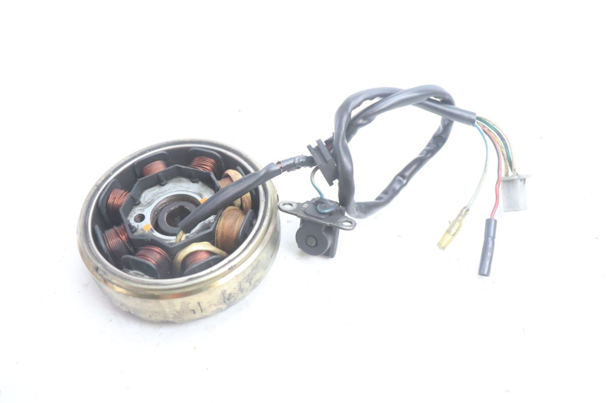 photo de ROTOR STATOR PEUGEOT KISBEE 4T 50 (2010 - 2017) - Inny kąt widzenia