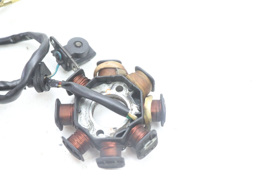photo de ROTOR STATOR PEUGEOT KISBEE 4T 50 (2010 - 2017) - Zbliżenie techniczne