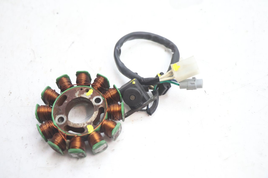 photo de ROTOR STATOR PEUGEOT KISBEE 4T 50 (2018 - 2022) - Zbliżenie techniczne