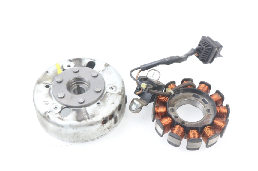 photo de ROTOR STATOR PIAGGIO LIBERTY 4T 50 (2004 - 2008) - Widok główny