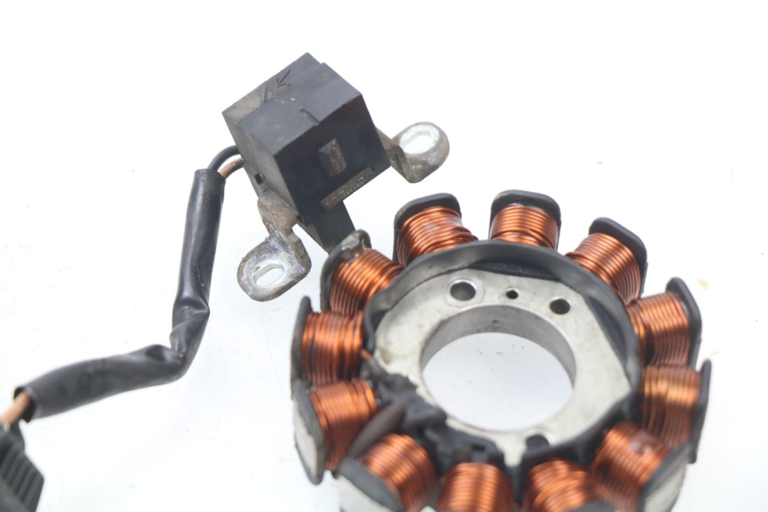 photo de ROTOR STATOR PIAGGIO LIBERTY 4T 50 (2004 - 2008) - Zoom stanu zużycia