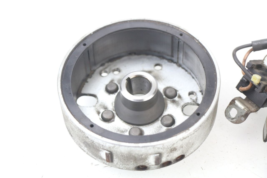photo de ROTOR STATOR PIAGGIO LIBERTY 4T 50 (2004 - 2008) - Widok ogólny