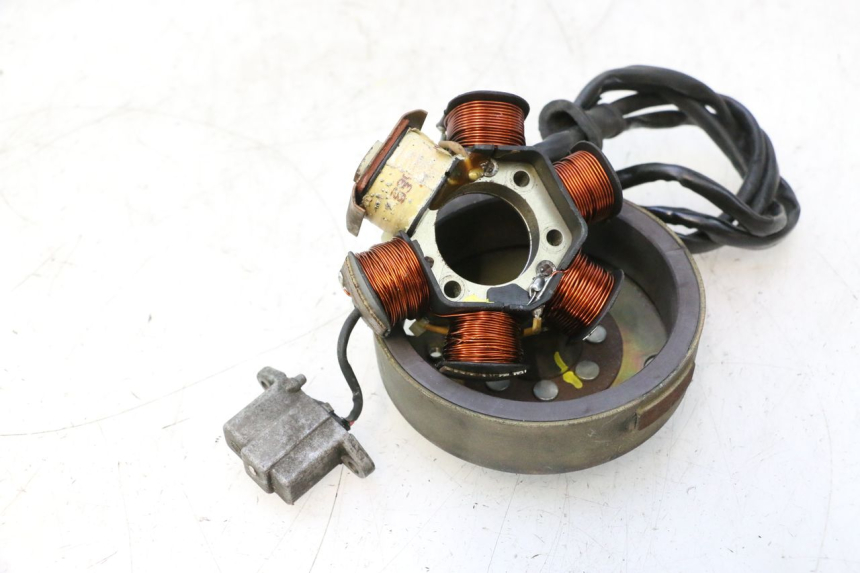 photo de ROTOR STATOR PIAGGIO LIBERTY 50 (1998 - 2003) - Inny kąt widzenia
