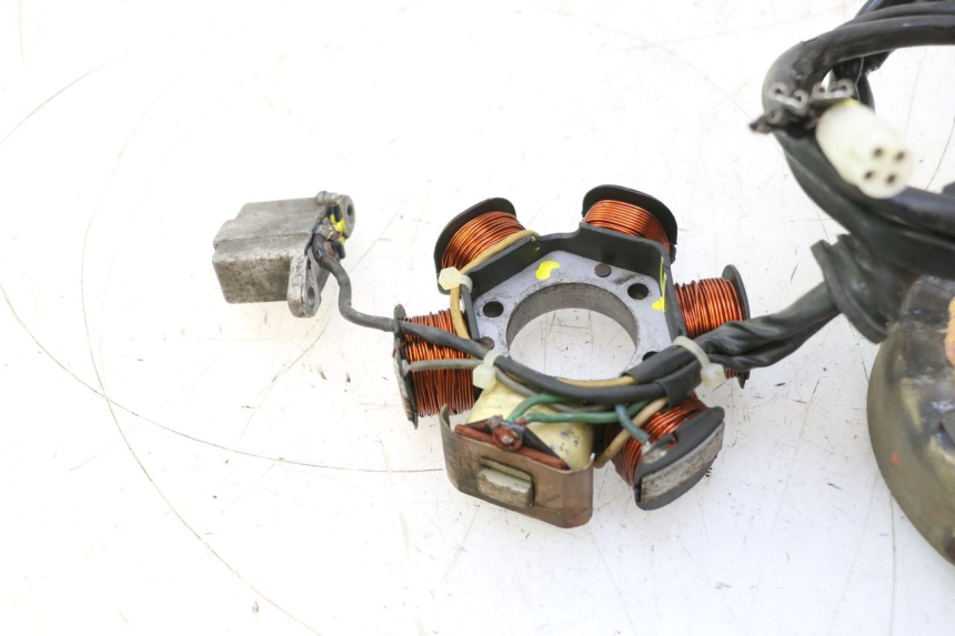 photo de ROTOR STATOR PIAGGIO LIBERTY 50 (1998 - 2003) - Punkty mocowania