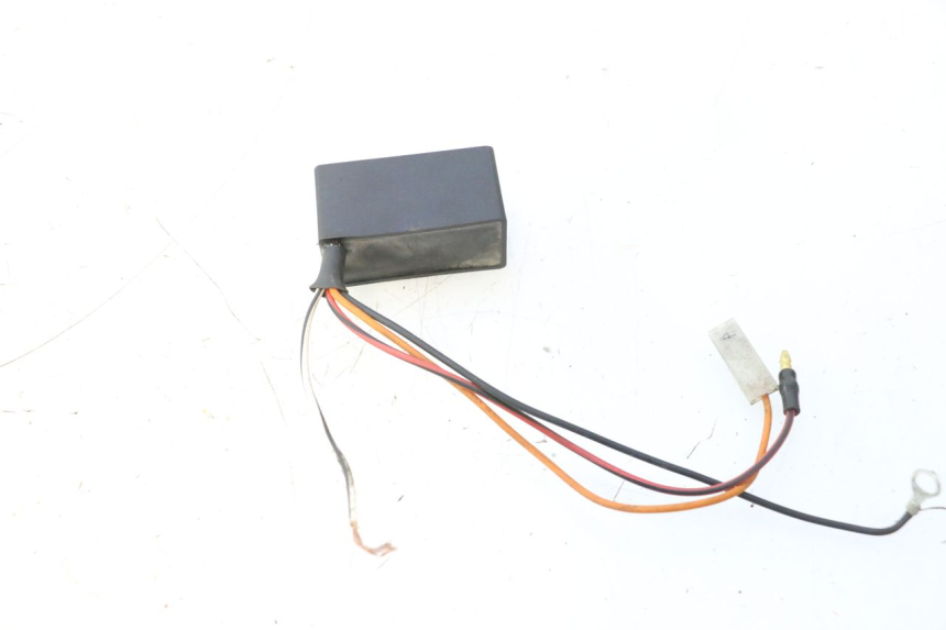 photo de ROTOR STATOR PEUGEOT LUDIX BLASTER 50 (2006 - 2014) - Struktura - zbliżenie