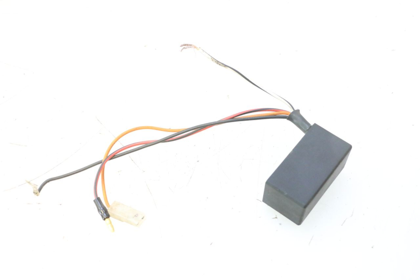 photo de ROTOR STATOR PEUGEOT LUDIX BLASTER 50 (2006 - 2014) - Alternatywny kąt