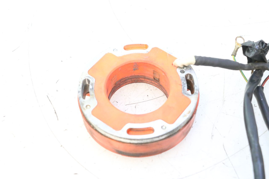 photo de ROTOR STATOR PEUGEOT LUDIX BLASTER 50 (2006 - 2014) - Inny kąt widzenia