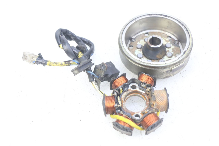 photo de ROTOR STATOR PEUGEOT LUDIX 50 (2005 - 2007) - Oznaczenia i referencje