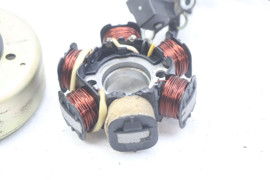 photo de ROTOR STATOR PEUGEOT LUDIX 50 (2005 - 2007) - Inny kąt widzenia