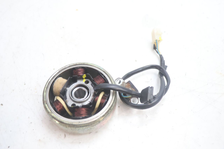 photo de ROTOR STATOR PEUGEOT LUDIX 50 (2005 - 2007) - Inny kąt widzenia