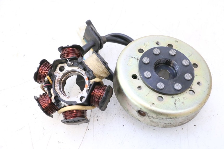 photo de ROTOR STATOR PEUGEOT LUDIX ONE 50 (2004 - 2013) - Widok główny