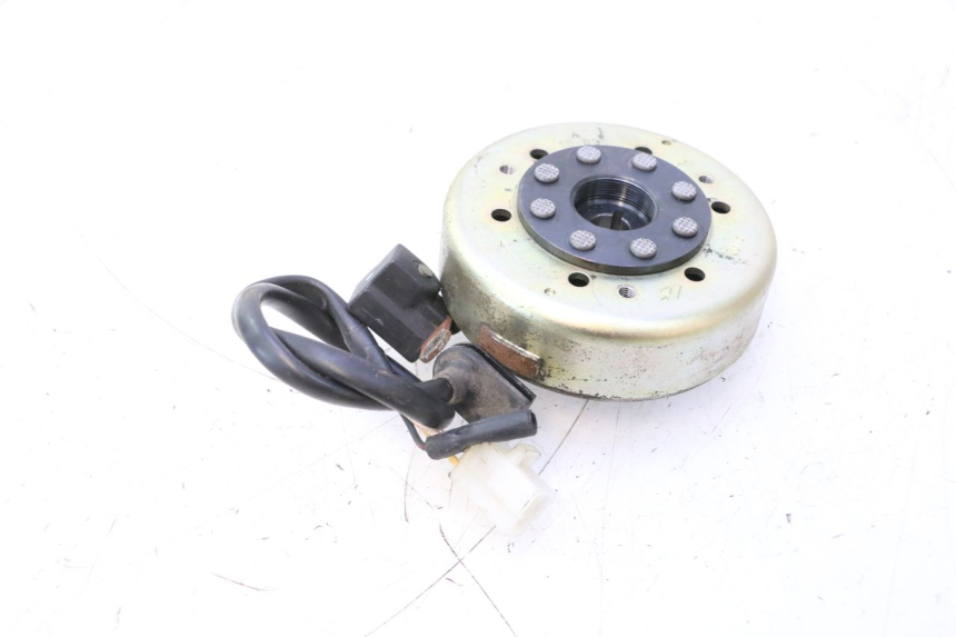 photo de ROTOR STATOR PEUGEOT LUDIX ONE 50 (2004 - 2013) - Zoom stanu zużycia