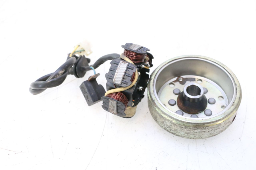 photo de ROTOR STATOR PEUGEOT LUDIX ONE 50 (2004 - 2013) - Widok ogólny