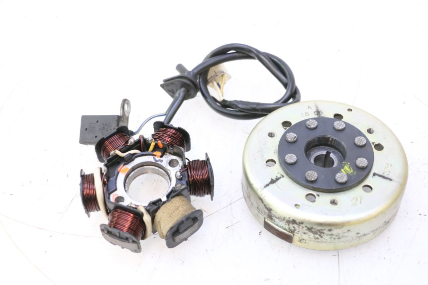 photo de ROTOR STATOR PEUGEOT LUDIX ONE 50 (2004 - 2013) - Widok główny