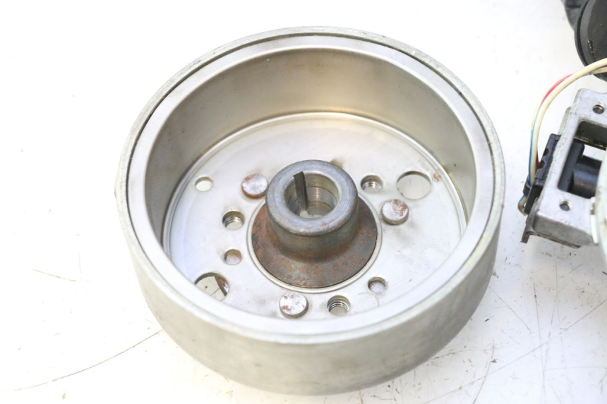 photo de ROTOR STATOR MBK MACH G AC 50 (2002 - 2014) - Zbliżenie techniczne