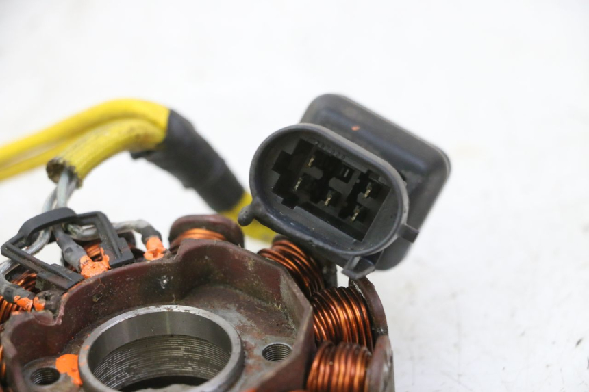 photo de ROTOR STATOR PIAGGIO MP3 125 (2006 - 2014) - Część sprawdzona