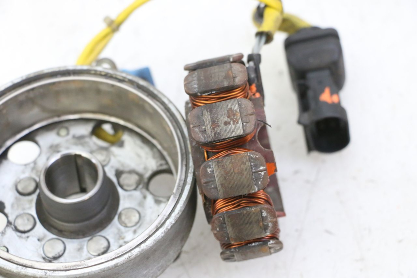 photo de ROTOR STATOR PIAGGIO MP3 125 (2006 - 2014) - Inny kąt widzenia