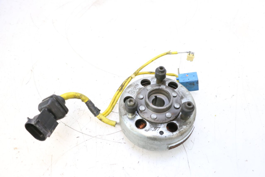 photo de ROTOR STATOR PIAGGIO MP3 125 (2006 - 2014) - Szczegół części