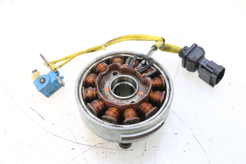 photo de ROTOR STATOR PIAGGIO MP3 125 (2006 - 2014) - Inny kąt widzenia